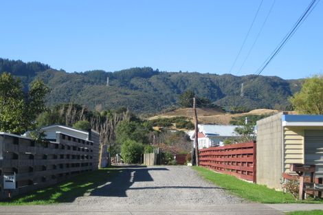Photo of property in 183 George Street, Stokes Valley, Lower Hutt, 5019