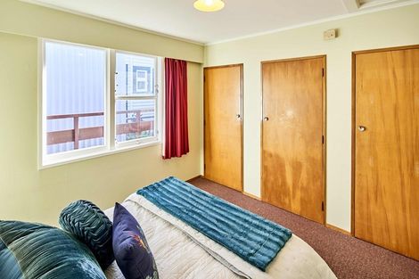 Photo of property in 2/16 Rolleston Street, Mount Cook, Wellington, 6021