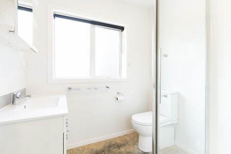 Photo of property in 17a The Drive, Tawa, Wellington, 5028