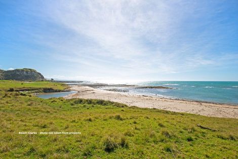 Photo of property in 934 Mahia East Coast Road, Mahia, 4198