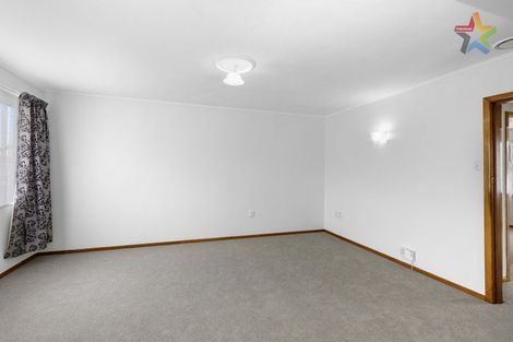 Photo of property in 8a Stamford Grove, Avalon, Lower Hutt, 5011