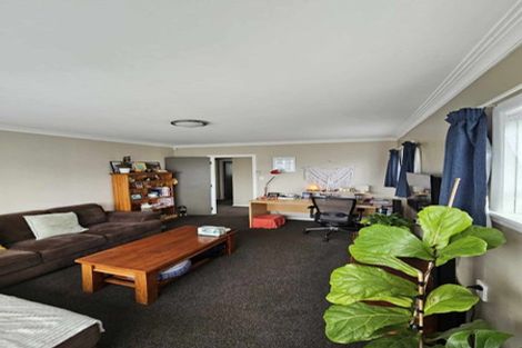 Photo of property in 63 Wilton Street, Levin, 5510