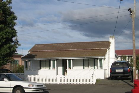 Photo of property in 94 Charles Street, Westshore, Napier, 4110