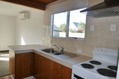 Photo of property in 32 Grants Road, Papanui, Christchurch, 8053