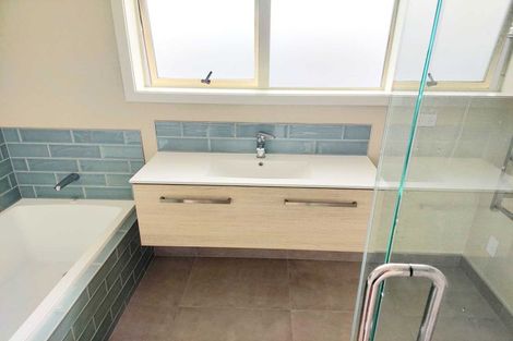 Photo of property in 17 Bell Street, Otane, 4202