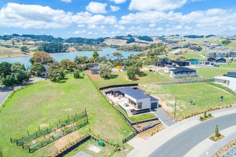 Photo of property in 5 Rangitahi Road, Raglan, 3225