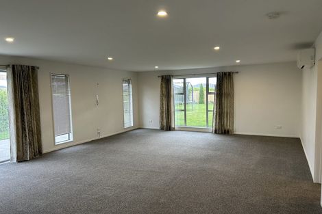 Photo of property in 24 Burnham School Road, Rolleston, 7614