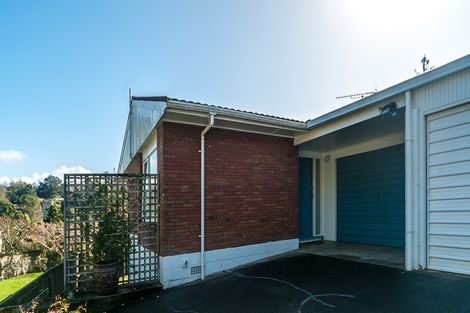 Photo of property in 2/16 Castleton Drive, Howick, Auckland, 2014
