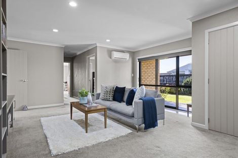 Photo of property in 2 Brancaster Place, Cambridge, 3434