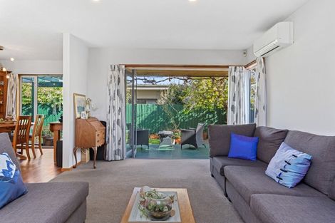 Photo of property in 1/144a Yaldhurst Road, Sockburn, Christchurch, 8042