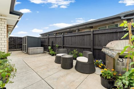 Photo of property in 23 Kahika Grove, Huapai, Kumeu, 0810