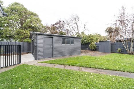 Photo of property in 66 Kaimanawa Street, Kelvin Grove, Palmerston North, 4414