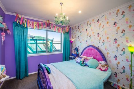 Photo of property in 5 Pearson Place, Paraparaumu, 5032