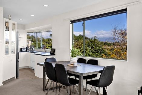 Photo of property in 3a Hillcrest Street, Glen Avon, New Plymouth, 4312
