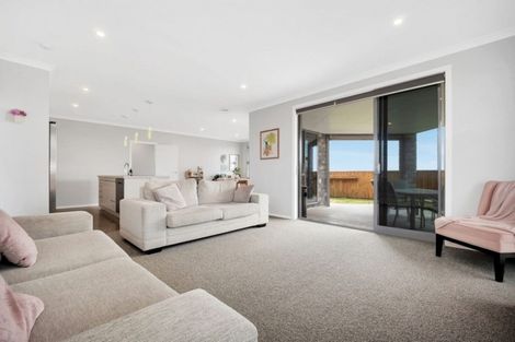 Photo of property in 14 Kanono Close, Papamoa Beach, Papamoa, 3118