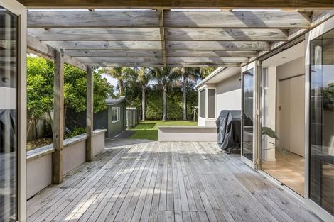 Photo of property in 93 Ladies Mile, Manly, Whangaparaoa, 0930