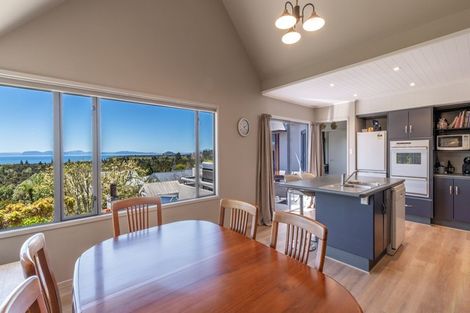 Photo of property in 10 Herea Avenue, Motuoapa, Turangi, 3382