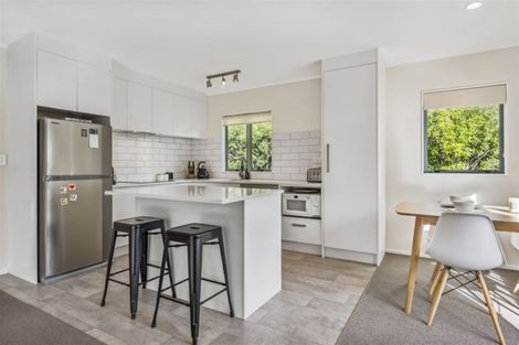 Photo of property in 103a Brian Crescent, Stanmore Bay, Whangaparaoa, 0932