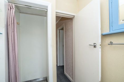 Photo of property in 1 Baillie Crescent, Carterton, 5713