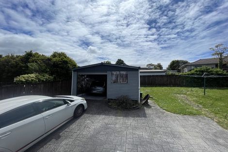 Photo of property in 8 Pahi Place, West Harbour, Auckland, 0618