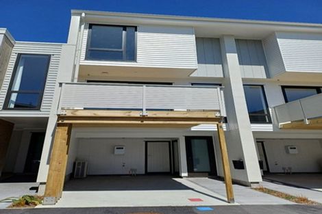 Photo of property in 21 Kamahi Place, Paraparaumu, 5032