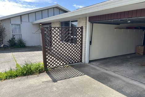 Photo of property in 2/16 Leslie Street, Upper Riccarton, Christchurch, 8041