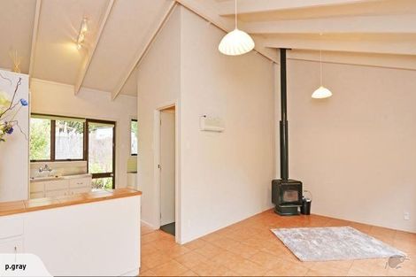 Photo of property in 1/77 Konini Road, Titirangi, Auckland, 0604