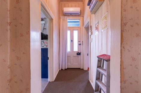 Photo of property in 18 Rawhiti Street, Dannevirke, 4930