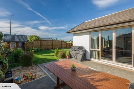 Photo of property in 96 Broadhaven Avenue, Parklands, Christchurch, 8083