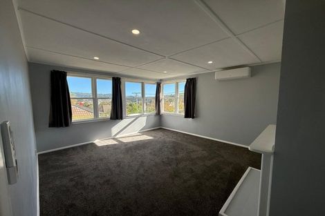 Photo of property in 12 Gear Terrace, Ranui, Porirua, 5024