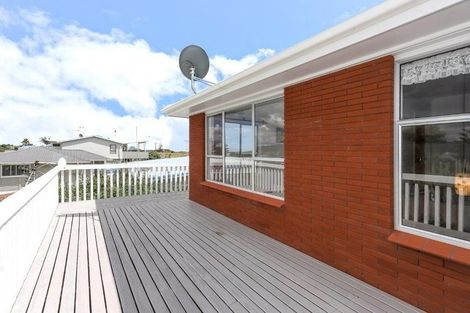 Photo of property in 880 Papamoa Beach Road, Papamoa Beach, Papamoa, 3118