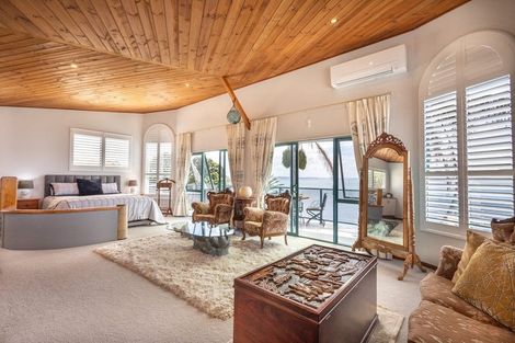 Photo of property in Signal Stn Road, Pouto, Te Kopuru, 0391