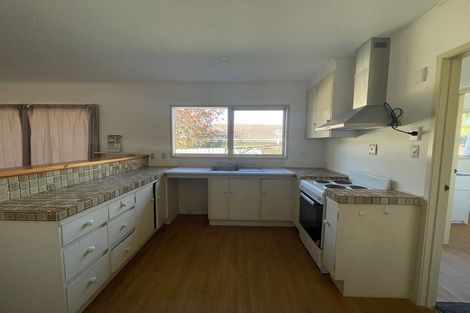 Photo of property in 6 Wilbur Place, Pakuranga Heights, Auckland, 2010