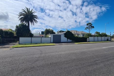 Photo of property in 147 Tasman Street, Opunake, 4616