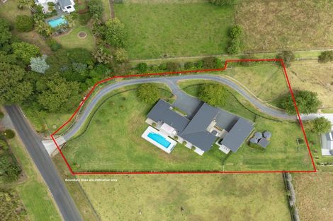 Photo of property in 114 Bombay Road, Bombay, 2675