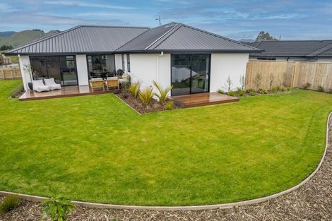 Photo of property in 48 Katania Heights, Brightwater, 7022