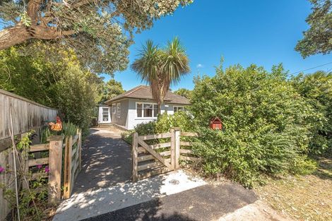 Photo of property in 18 Hutchison Crescent, Durie Hill, Whanganui, 4500