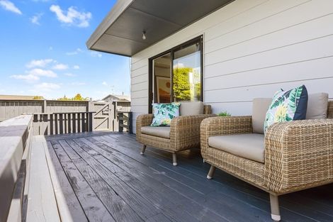 Photo of property in 172a Windermere Drive, Poike, Tauranga, 3112