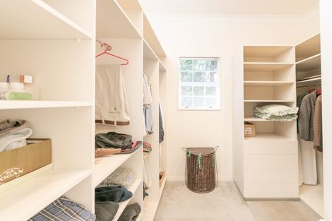 Photo of property in 105 Winara Avenue, Waikanae, 5036