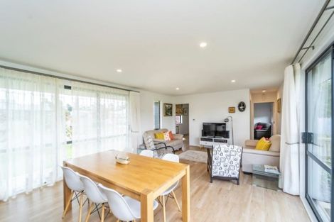 Photo of property in 10 Garrity Lane, Greytown, 5712