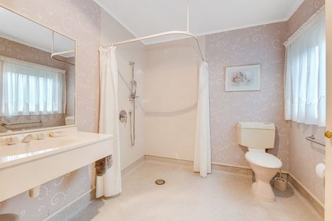 Photo of property in 1688 South Head Road, South Head, Helensville, 0874