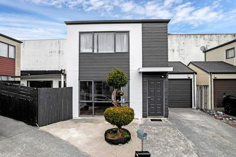 Photo of property in 19 Rakich Place, Henderson, Auckland, 0612