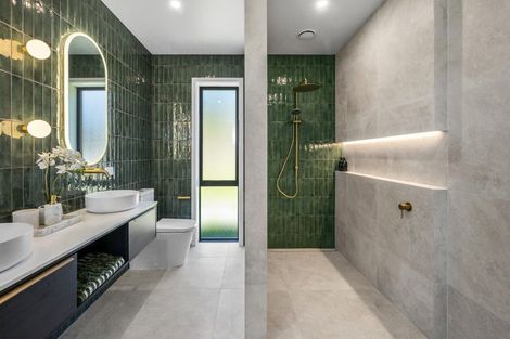 Photo of property in 11 Lochridge Drive, Kinloch, 3377