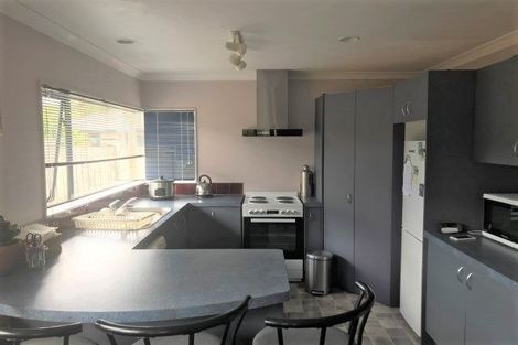 Photo of property in 32 Lisa Place, Brookfield, Tauranga, 3110