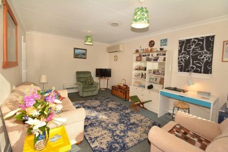 Photo of property in 15 Cashel Street, South Dunedin, Dunedin, 9012