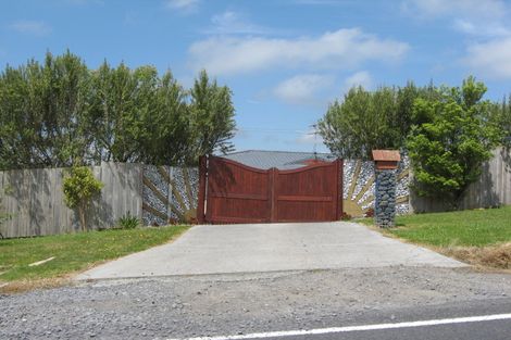 Photo of property in 65 Deacon Road, Riverhead, Kumeu, 0892