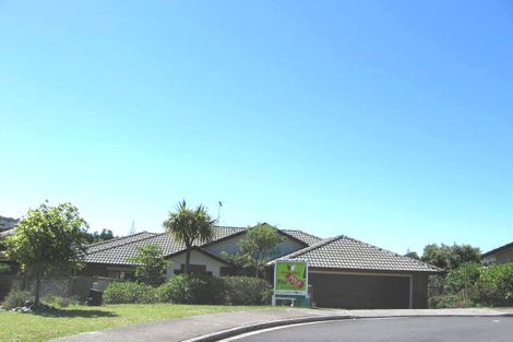 Photo of property in 12 Phoebe Meikle Place, Torbay, Auckland, 0630