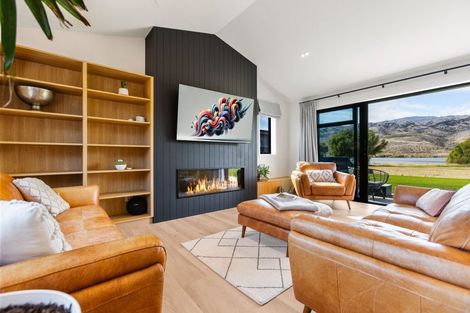 Photo of property in 14 Arion Court, Mount Pisa, Cromwell, 9383