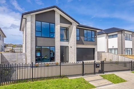 Photo of property in 104 Valderama Drive, Flat Bush, Auckland, 2019