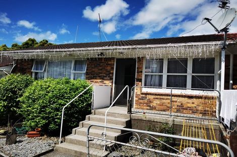 Photo of property in 2/430 Mount Albert Road, Mount Roskill, Auckland, 1041